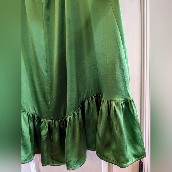 Secret Mission 100% Silk Kathleen Kelly Green Maxi Cutout Dress Size Large NWT - Picture 14 of 16